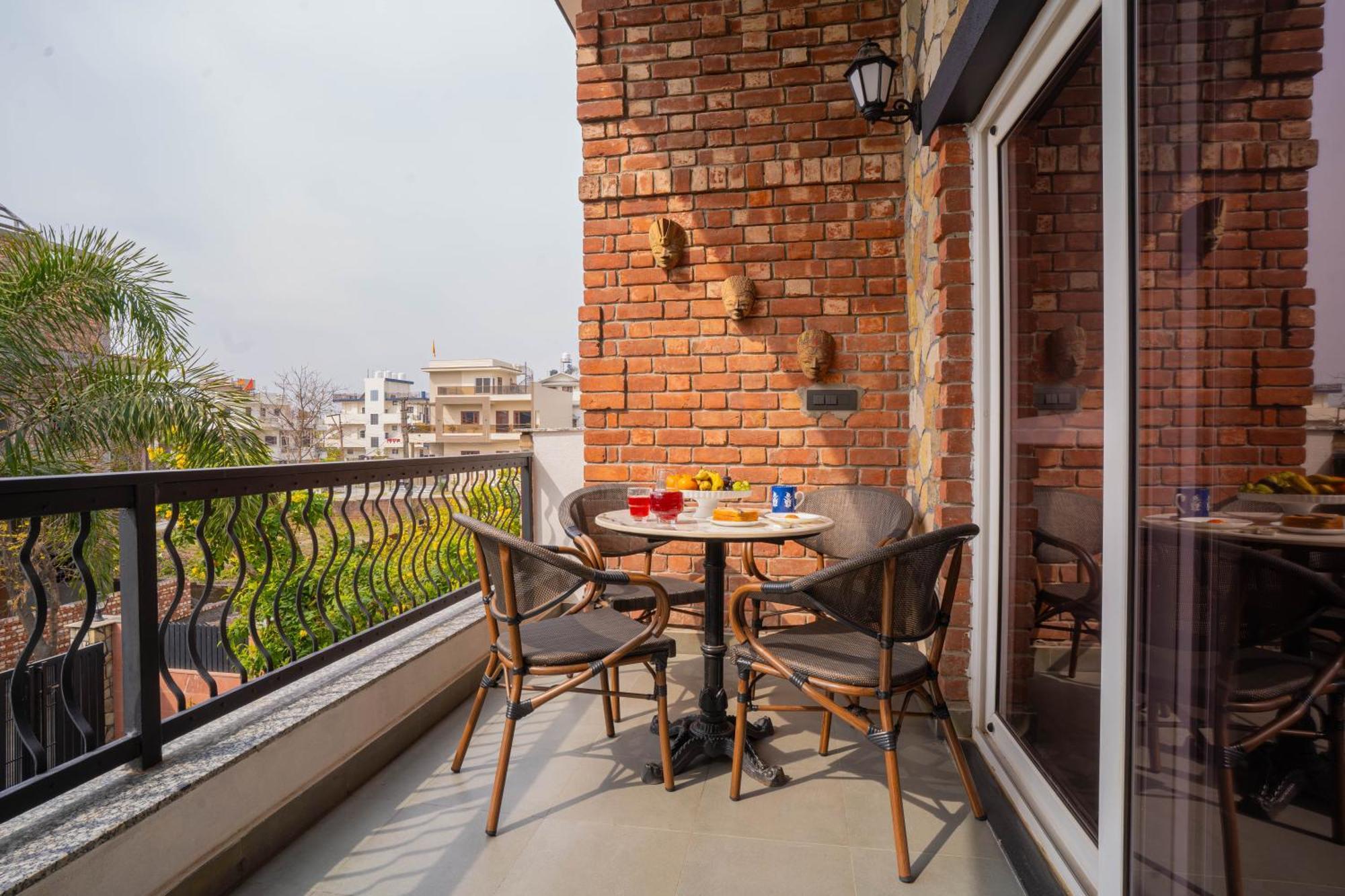 Hostie Vaikuntha - 3Bhk Mountain Villa, Dehradoon Dehradun Exterior foto